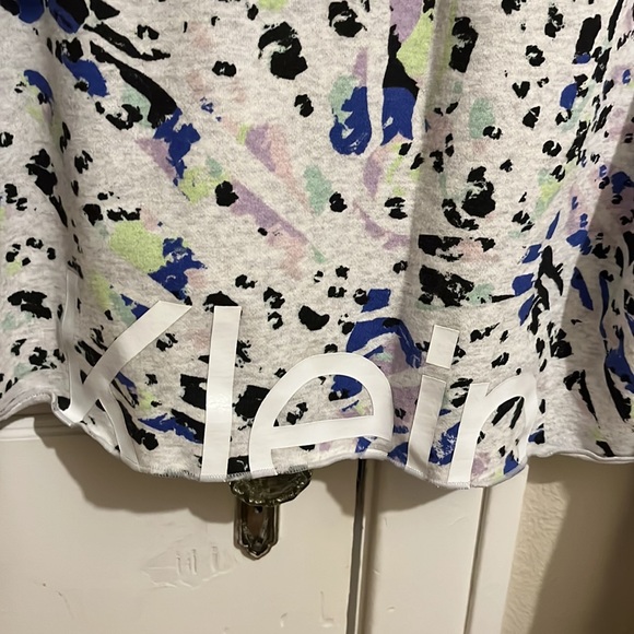 NWOT Calvin Klein Performance Sweatshirt - Picture 7 of 10